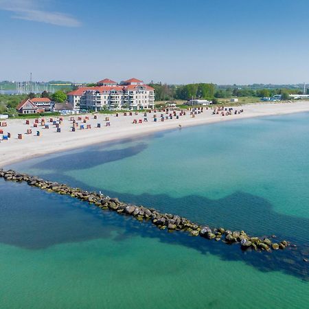 Strandburg Azurblau Burgtiefe auf Fehmarn Exterior foto